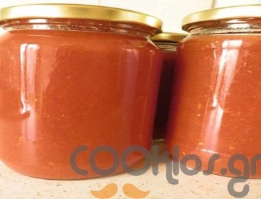 Η συνταγή της ημέρας: Σάλτσα ντομάτα σπιτική